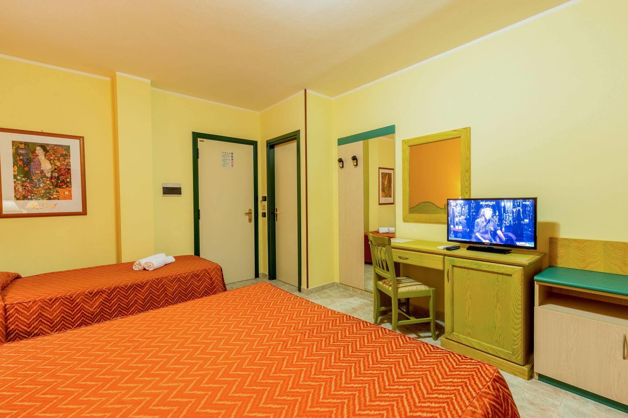Hotel Rosa Dei Venti 3*